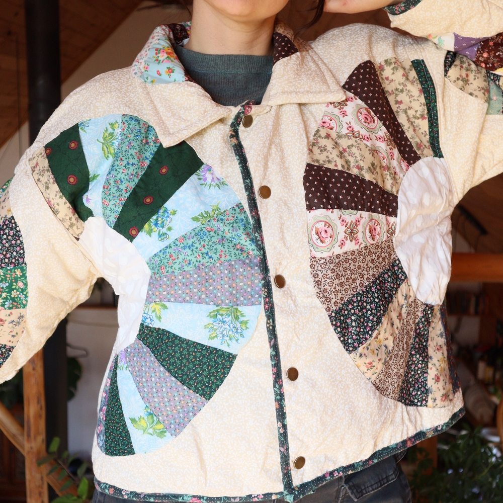 Upcycled Patchwork Quilted Jacket Handmade Vintage Quilt S M L - Picture 9 of 13